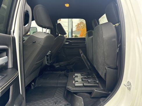 Used 2022 RAM 2500 Big Horn w/ Level A Equipment Group image 11