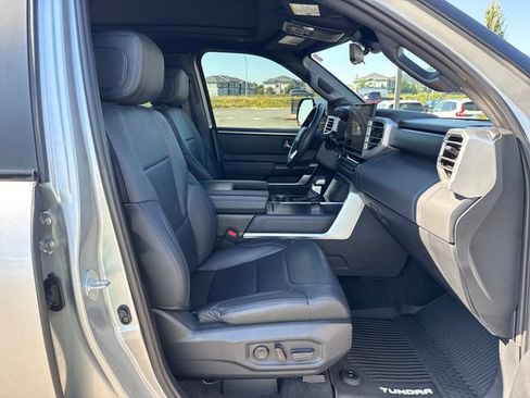 Used 2024 Toyota Tundra Platinum AWD/4WD image 10