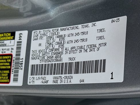 Certified 2025 Toyota Tundra SR w/ SR Tow Package AWD/4WD image 31