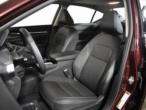 Used 2025 Nissan Altima 2.5 SL image 9