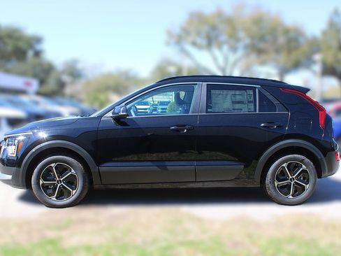 New 2026 Kia Niro EX FWD image 13