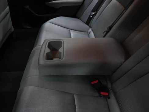 Used 2020 Honda Accord EX image 18