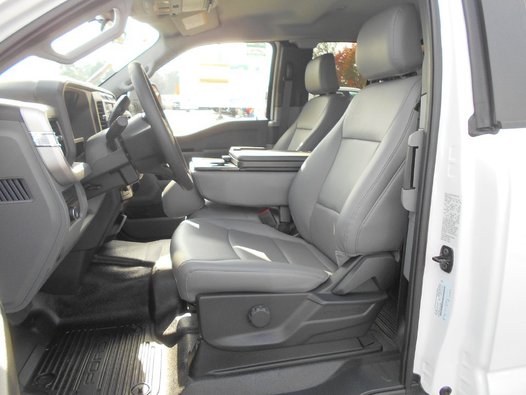 New 2026 Ford F350 XL w/ XL Chrome Package RWD image 7