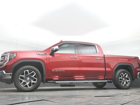 Used 2023 GMC Sierra 1500 SLT w/ SLT Premium Plus Package AWD/4WD image 45