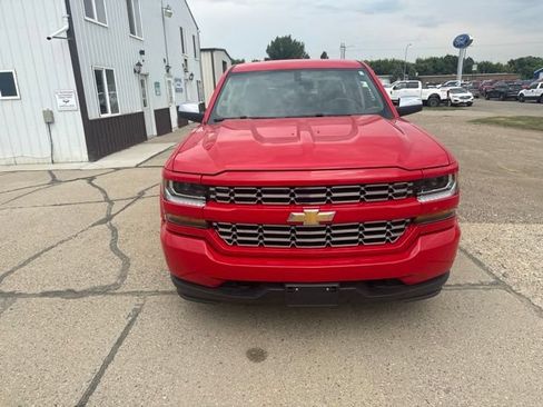 Used 2016 Chevrolet Silverado 1500 Custom w/ Custom Convenience Package AWD/4WD image 6
