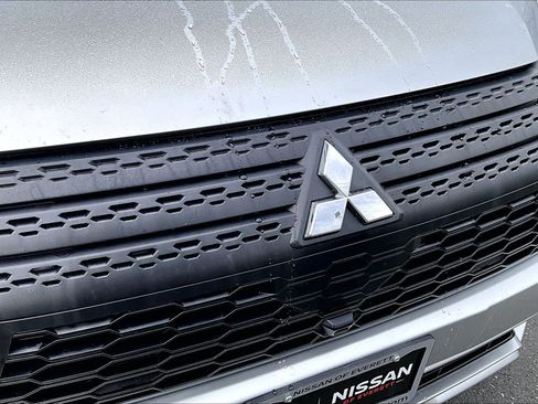 Used 2024 Mitsubishi Eclipse Cross SE image 31