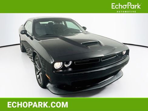 Used 2023 Dodge Challenger R/T RWD image 1