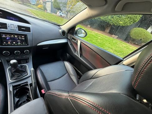 Used 2012 MAZDA MAZDA3 Touring w/ Mazdaspeed Tech Pkg FWD image 17