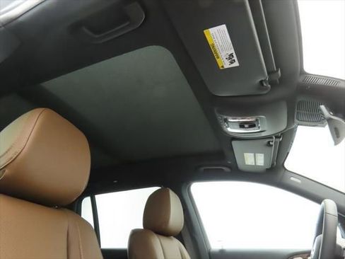 New 2026 Mercedes-Benz GLS 450 4MATIC image 18