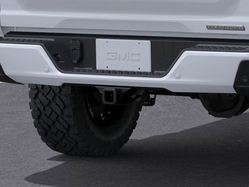 New 2026 GMC Canyon Elevation RWD image 14