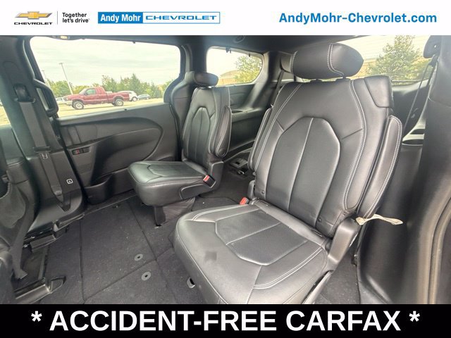 Used 2021 Chrysler Pacifica Touring-L w/ Premium & Safety Sphere Group FWD image 34