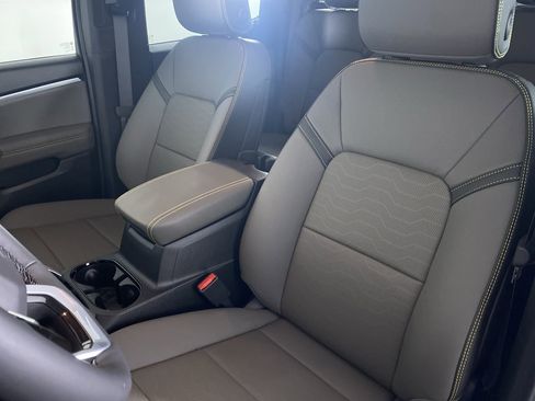 New 2026 Chevrolet Colorado ZR2 w/ Technology Package image 12