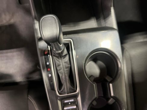 Used 2025 Honda Civic Sport image 12