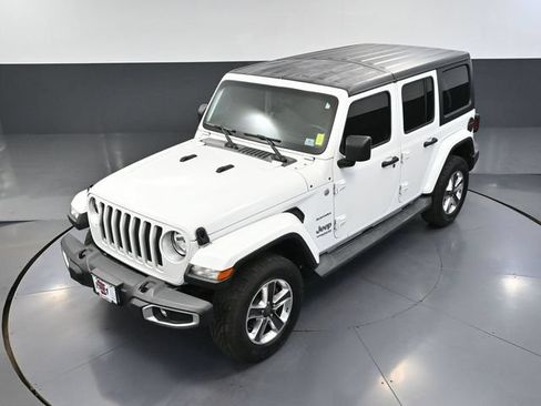 Used 2019 Jeep Wrangler Unlimited Sahara AWD/4WD image 55