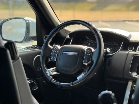 Used 2017 Land Rover Range Rover Supercharged image 12