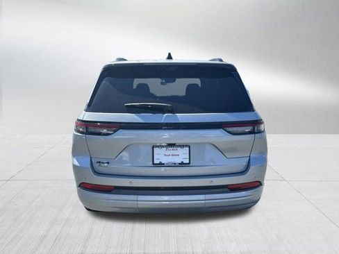 New 2026 Jeep Grand Cherokee Limited AWD/4WD image 6