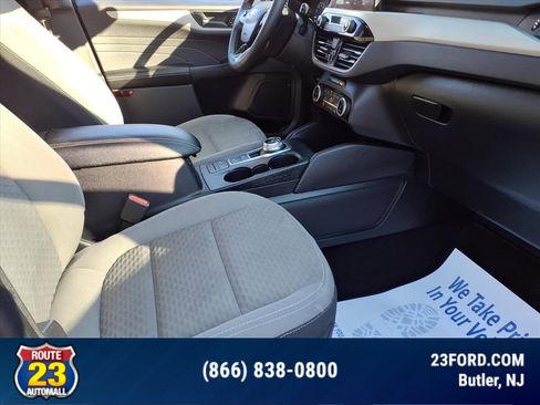 Certified 2022 Ford Escape SE w/ Convenience Package image 10