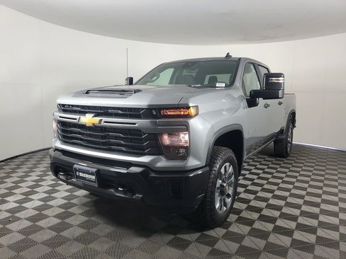 New 2026 Chevrolet Silverado 2500 Custom image 8