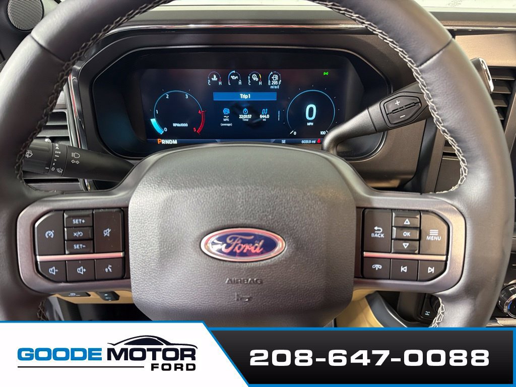 Used 2025 Ford F350 Lariat w/ Chrome Package AWD/4WD image 15