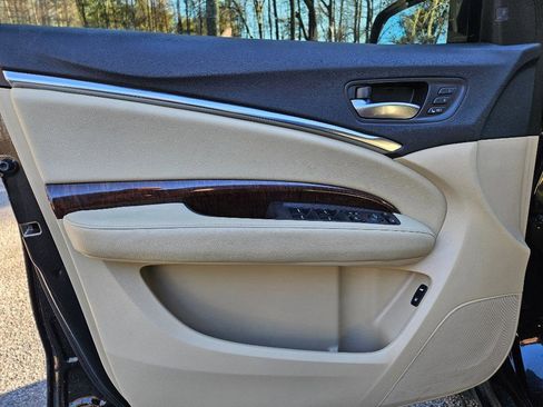 Used 2017 Acura MDX FWD w/ Technology Package image 13