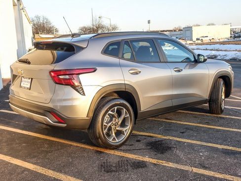 New 2026 Chevrolet Trax LT w/ Driver Confidence Package image 6