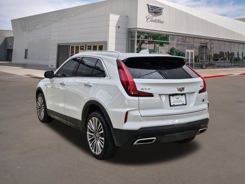 Used 2024 Cadillac XT4 Premium Luxury FWD image 4
