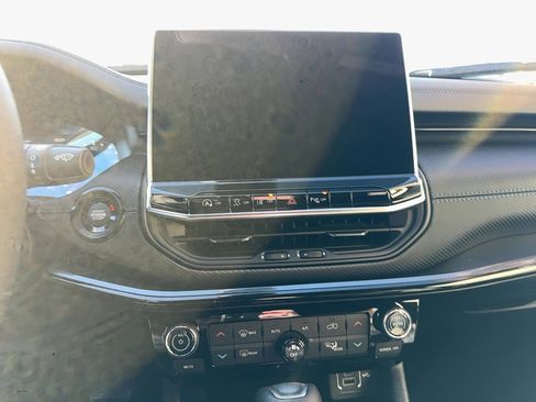 New 2026 Jeep Compass Limited image 21