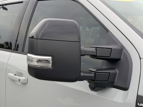 New 2026 Ford F250 Lariat w/ Black Appearance Package image 11