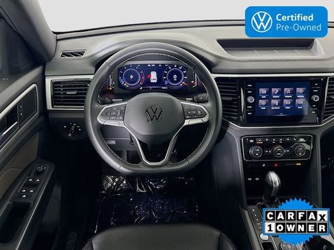 Certified 2022 Volkswagen Atlas Cross Sport SE image 22
