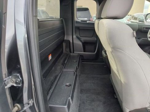 Used 2021 Toyota Tacoma SR image 29