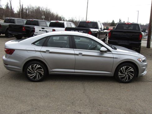 Used 2020 Volkswagen Jetta SEL Premium image 7