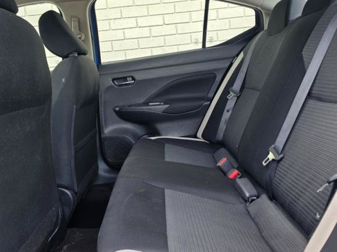 Used 2021 Nissan Versa SV FWD image 12