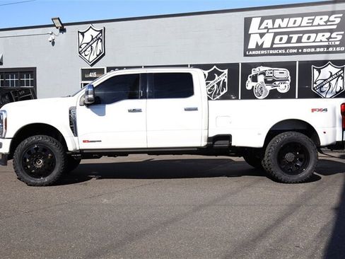 Used 2024 Ford F450 Platinum w/ FX4 Off-Road Package image 2