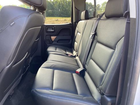 Used 2015 Chevrolet Silverado 1500 LTZ w/ LTZ Plus Package image 18