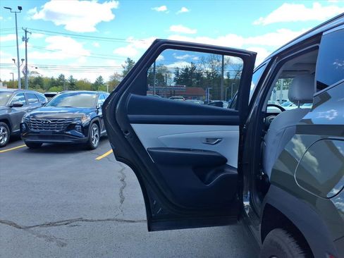 Used 2025 Hyundai Tucson SEL AWD/4WD image 10