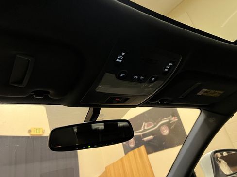 Used 2014 Lexus IS 350 w/ F Sport Package RWD image 41