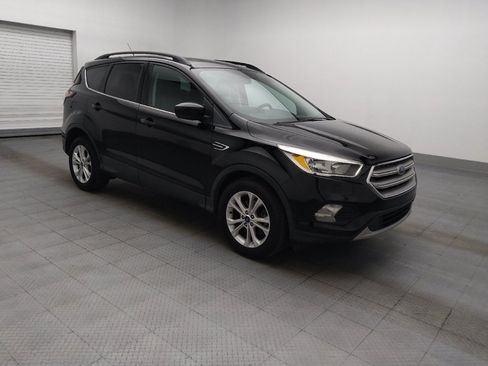 Used 2018 Ford Escape SE FWD image 11