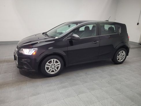 Used 2020 Chevrolet Sonic LT FWD image 2