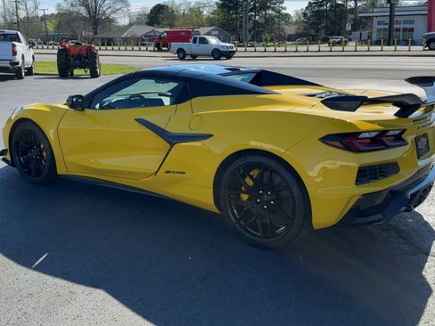 New 2026 Chevrolet Corvette Z06 w/ Z07 Performance Package RWD image 6
