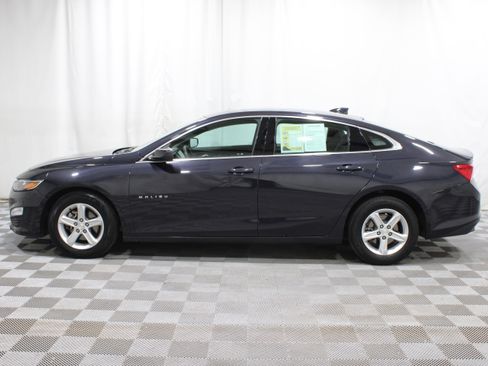 Used 2023 Chevrolet Malibu LT FWD image 34