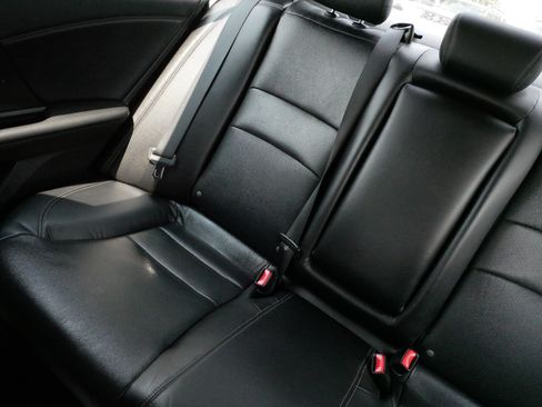 Certified 2017 Honda Accord EX-L image 12