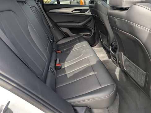 Used 2023 BMW X4 xDrive30i w/ Convenience Package image 13