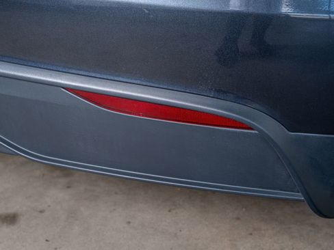 Used 2024 Tesla Model X image 28