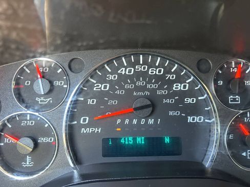 Used 2020 Chevrolet Express 3500 LS RWD image 13