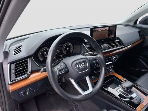 Used 2023 Audi Q5 2.0T Premium Plus w/ Premium Plus Package AWD/4WD image 9