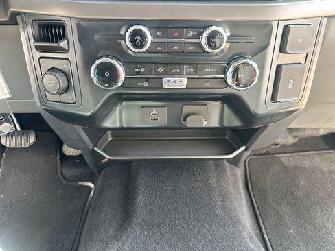 Used 2025 Ford F150 XLT w/ Equipment Group 301A Standard image 17