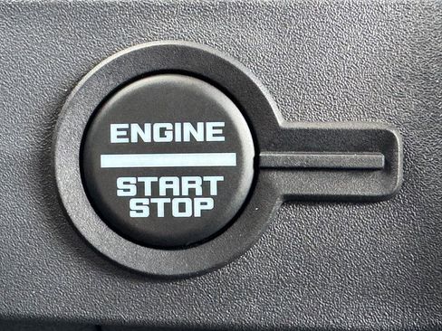 New 2026 Ford Bronco Outer Banks w/ Sasquatch Package AWD/4WD image 26