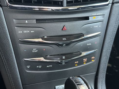 Used 2014 Lincoln MKT AWD w/ Equipment Group 201A image 22