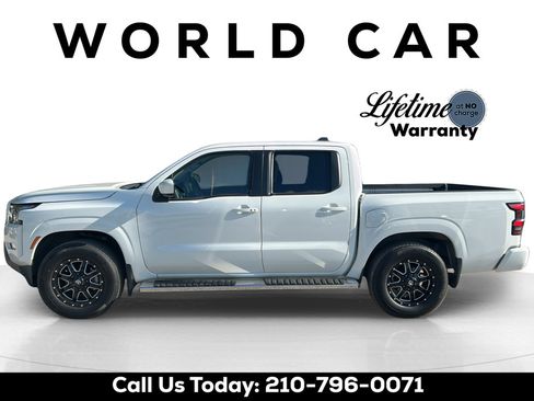 Used 2024 Nissan Frontier SV w/ SV Convenience Package RWD image 4