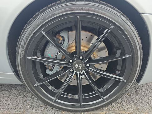 Used 2010 Jaguar XKR R RWD image 16